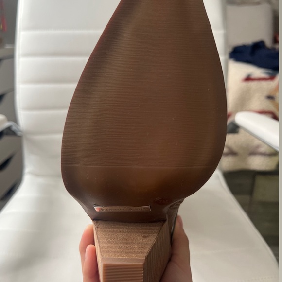 Gianni Bini Brown Knee High Boots. BRAND NEW - Picture 2 of 3